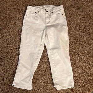 Lauren Jeans premium size 2 white capri jeans